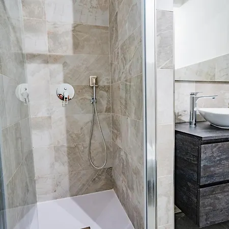 La Perla Sul Apartment Pescate